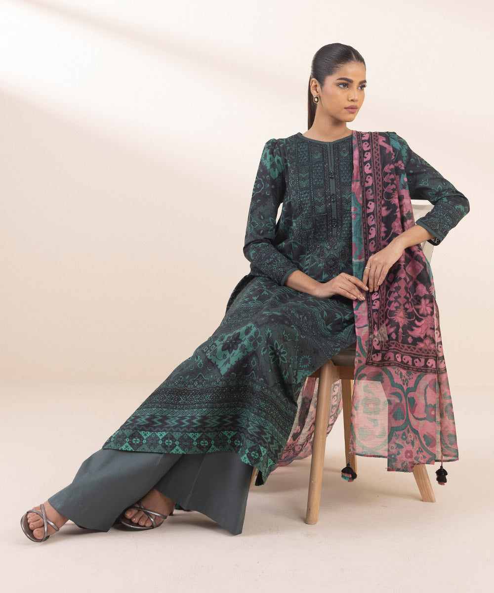 Women's Unstitched Lawn Embroidered Green 3 Piece Suit