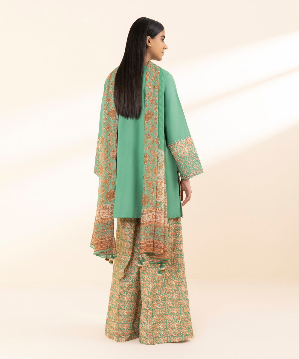 Unstitched Women's Embroidered Textured Lawn Green Three Piece Suit 