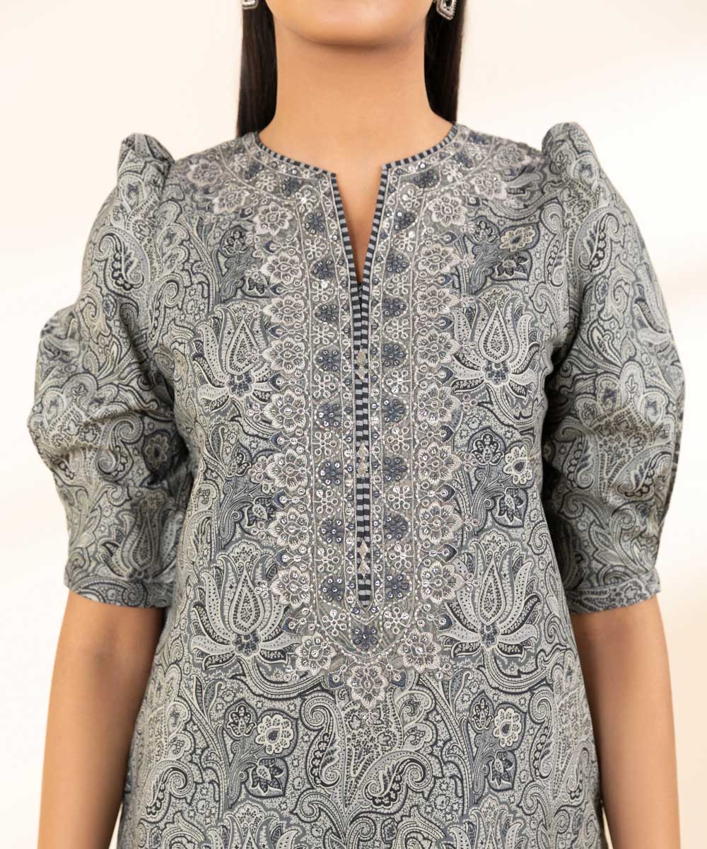 Unstitched Women's Embroidered Lawn Grey Three Piece Suit 