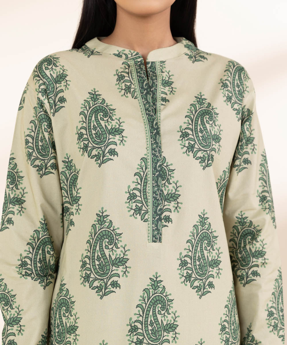 Unstitched Women's Embroidered Lawn Off White 3 Piece Suit
