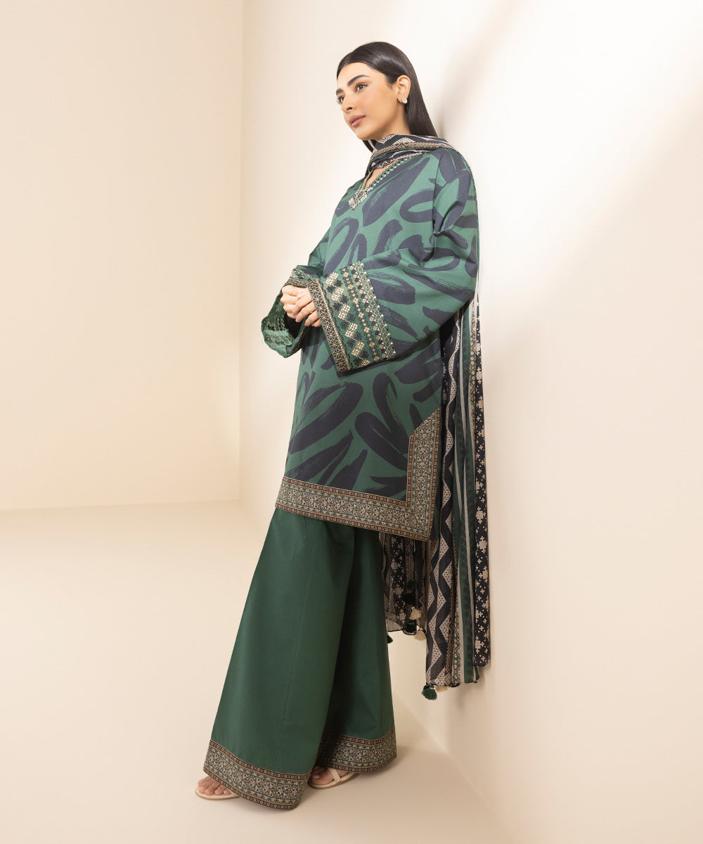 Unstitched Women's Embroidered Lawn Green 3 Piece Suit
