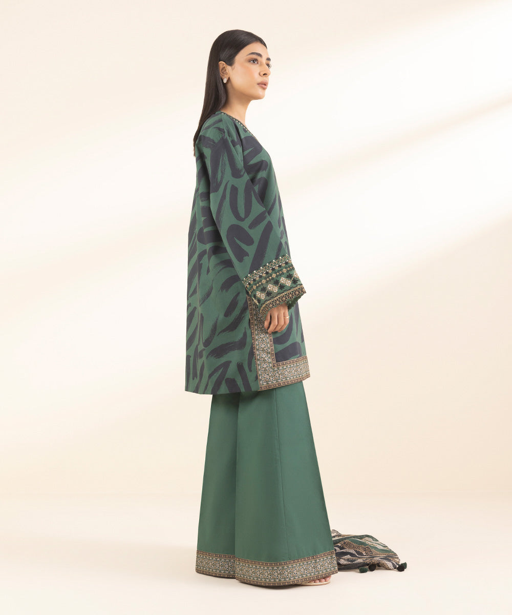 Unstitched Women's Embroidered Lawn Green 3 Piece Suit