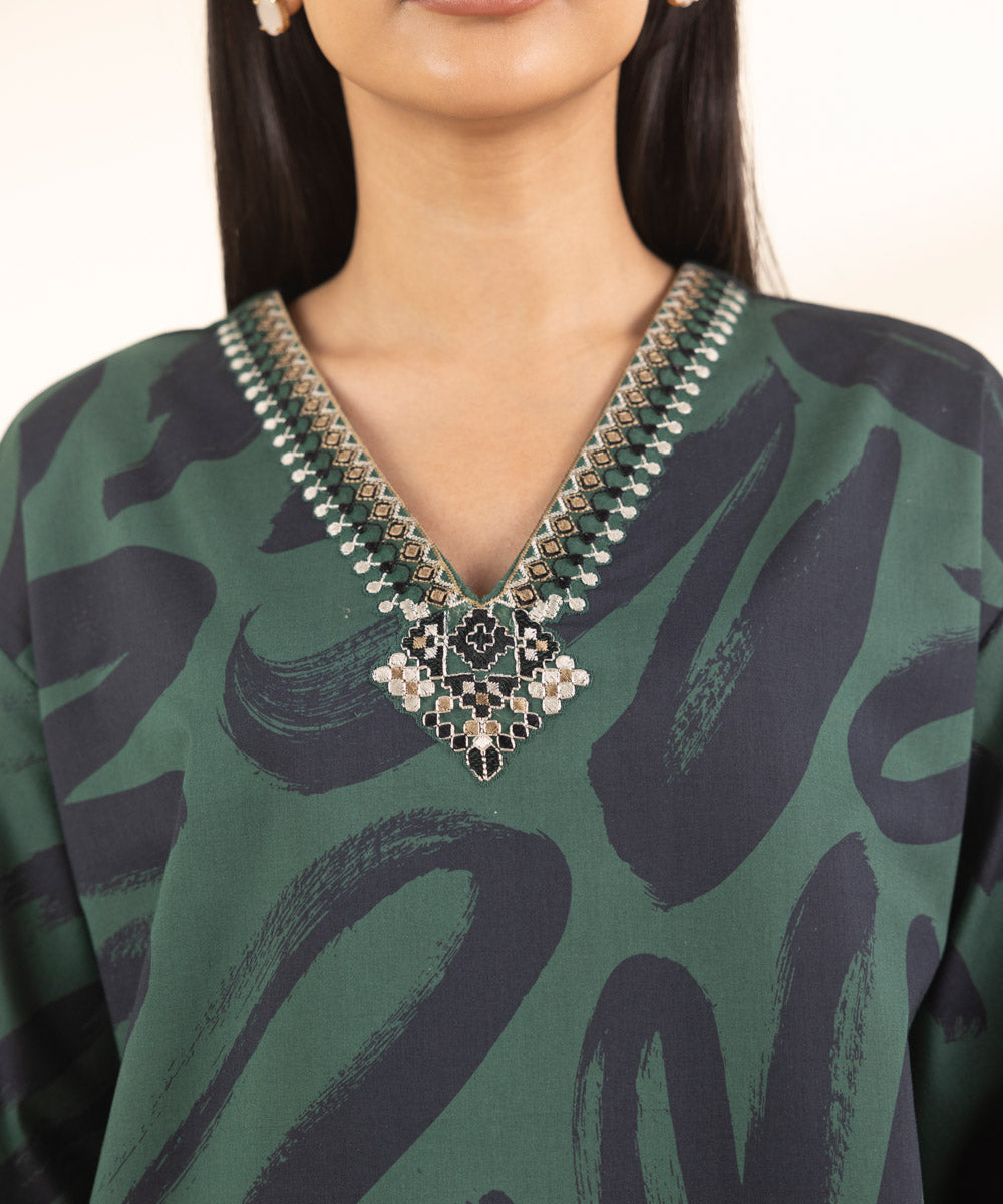 Unstitched Women's Embroidered Lawn Green 3 Piece Suit