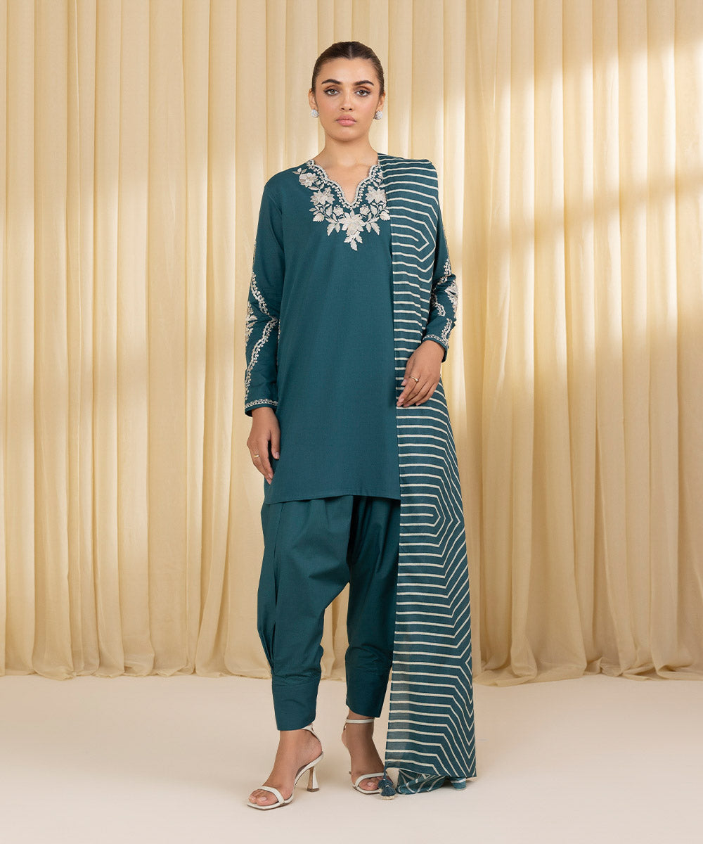 Women's Unstitched Textured Lawn Embroidered Green 3 Piece Suit