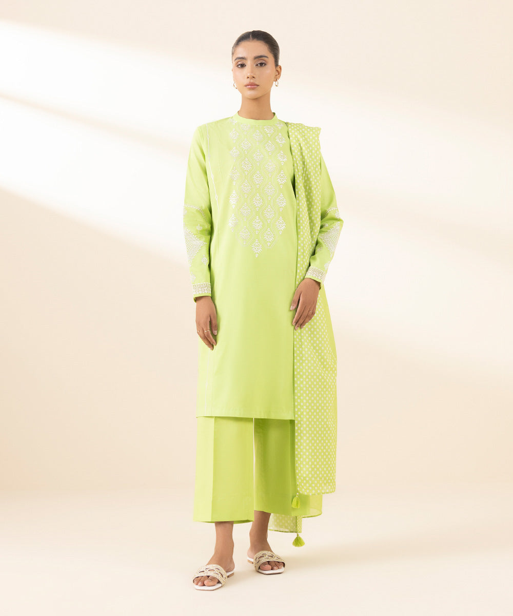 Unstitched Women's Green Textured Lawn 3 Piece Suit