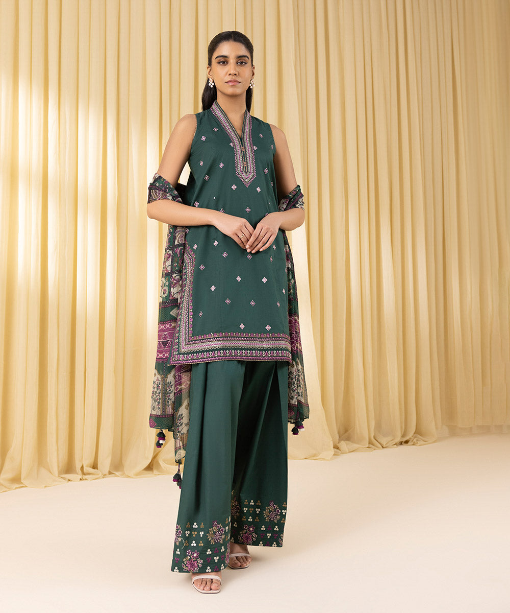 Unstitched Women's Green Textured Lawn 3 Piece Suit