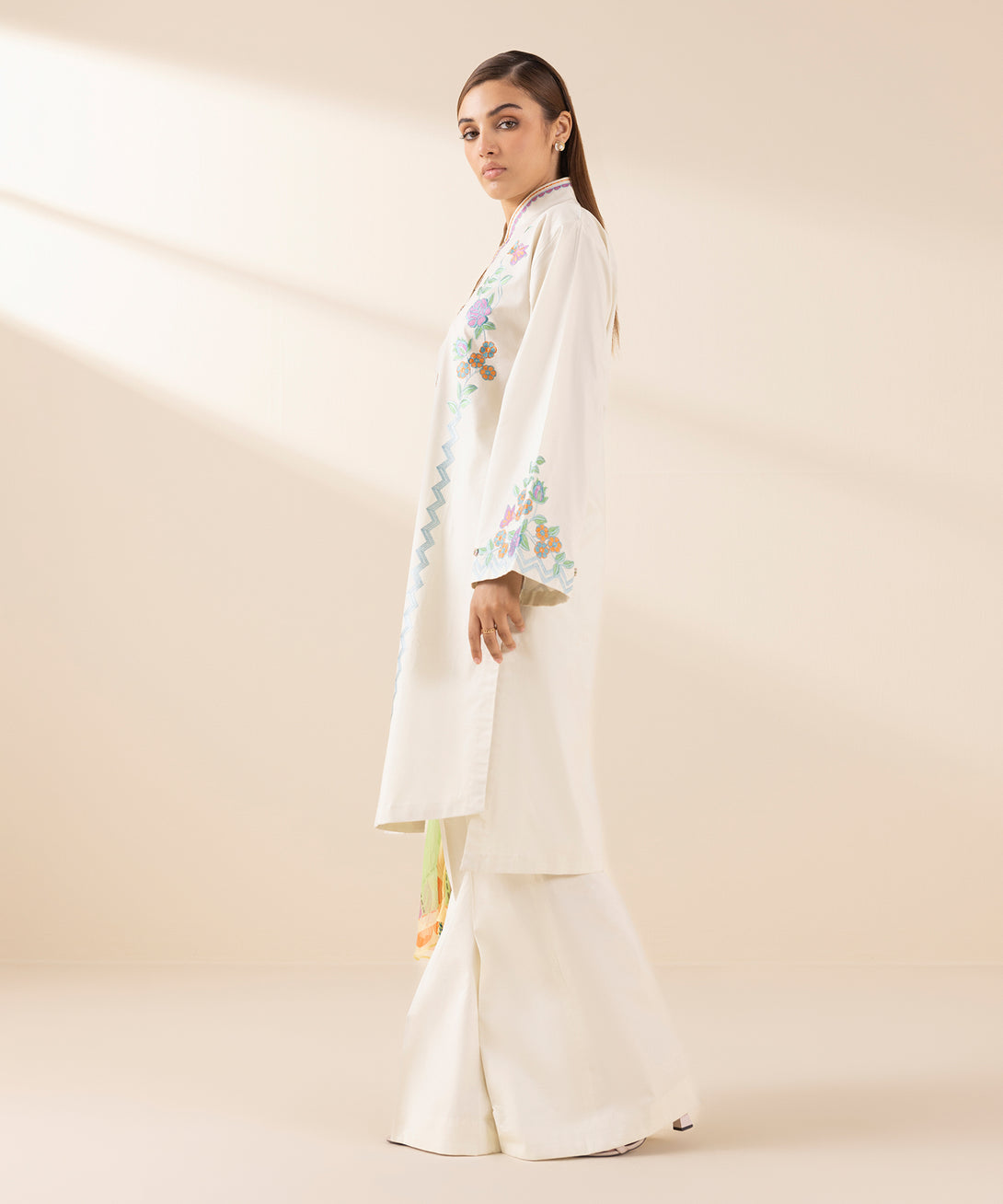 Women's Unstitched Lawn Embroidered Off White 3 Piece Suit