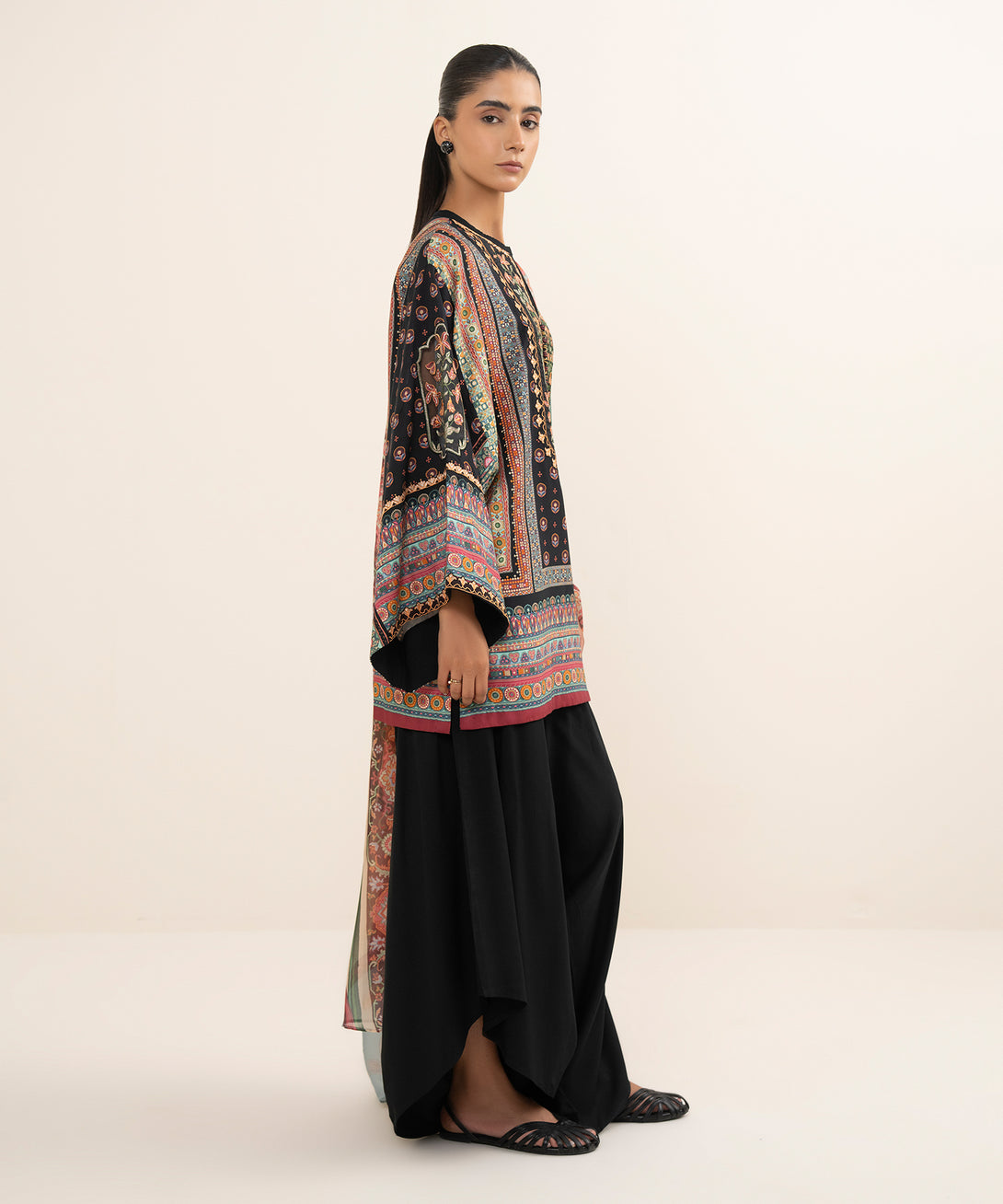 Women's Unstitched Arabic Lawn Embroidered Multi 3 Piece Suit