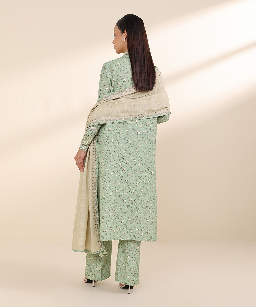 Women's Unstitched Khaddar Green Embroidered 3 Piece Suit 