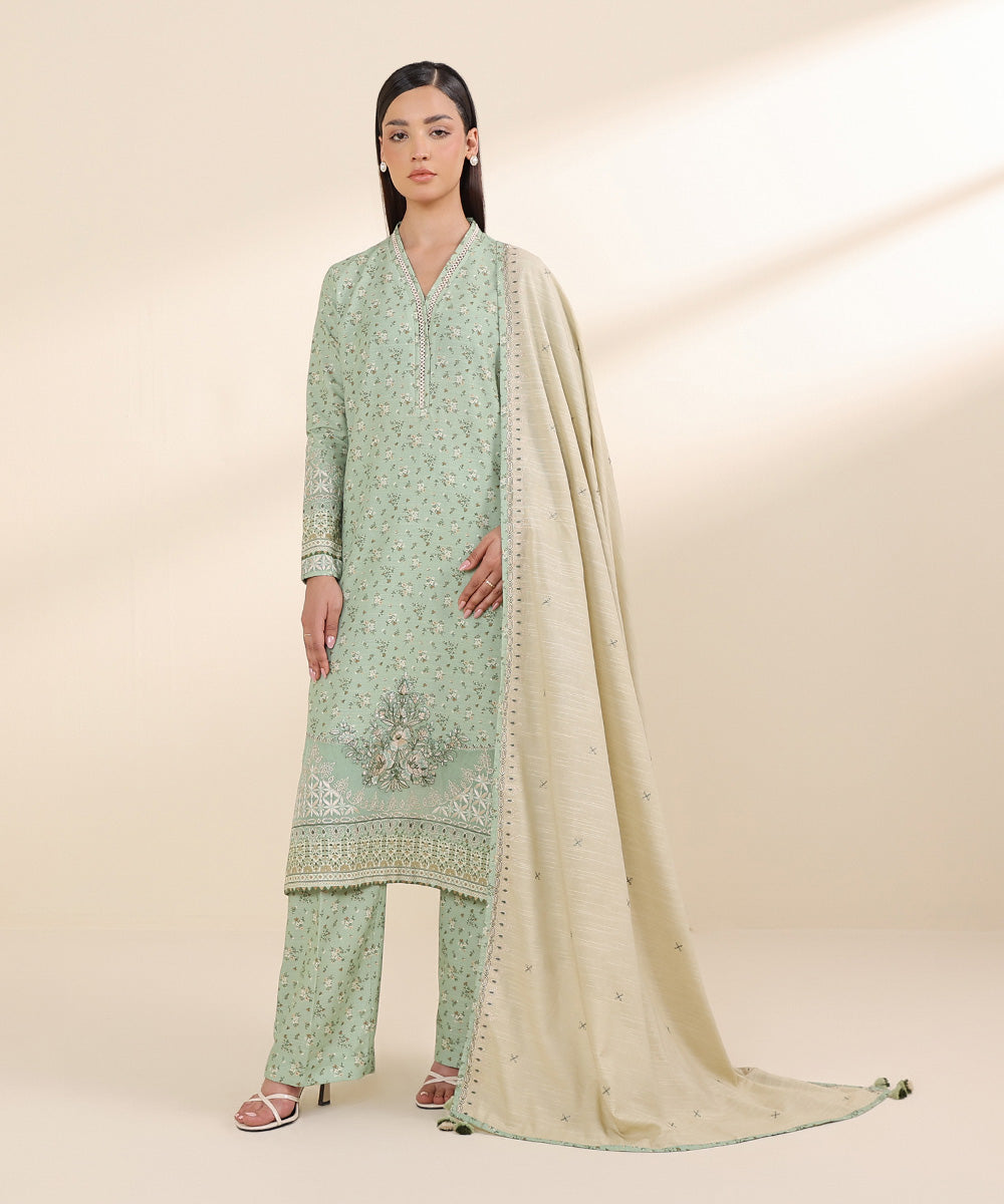 Women's Unstitched Khaddar Green Embroidered 3 Piece Suit 