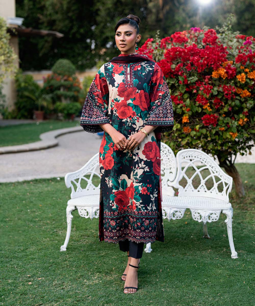 3 Piece - Embroidered Lawn Suit