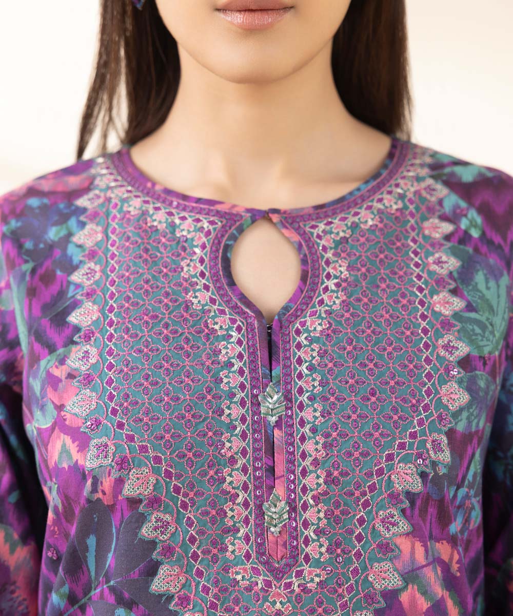 Unstitched Women's Embroidered Lawn Purple Three Piece Suit 