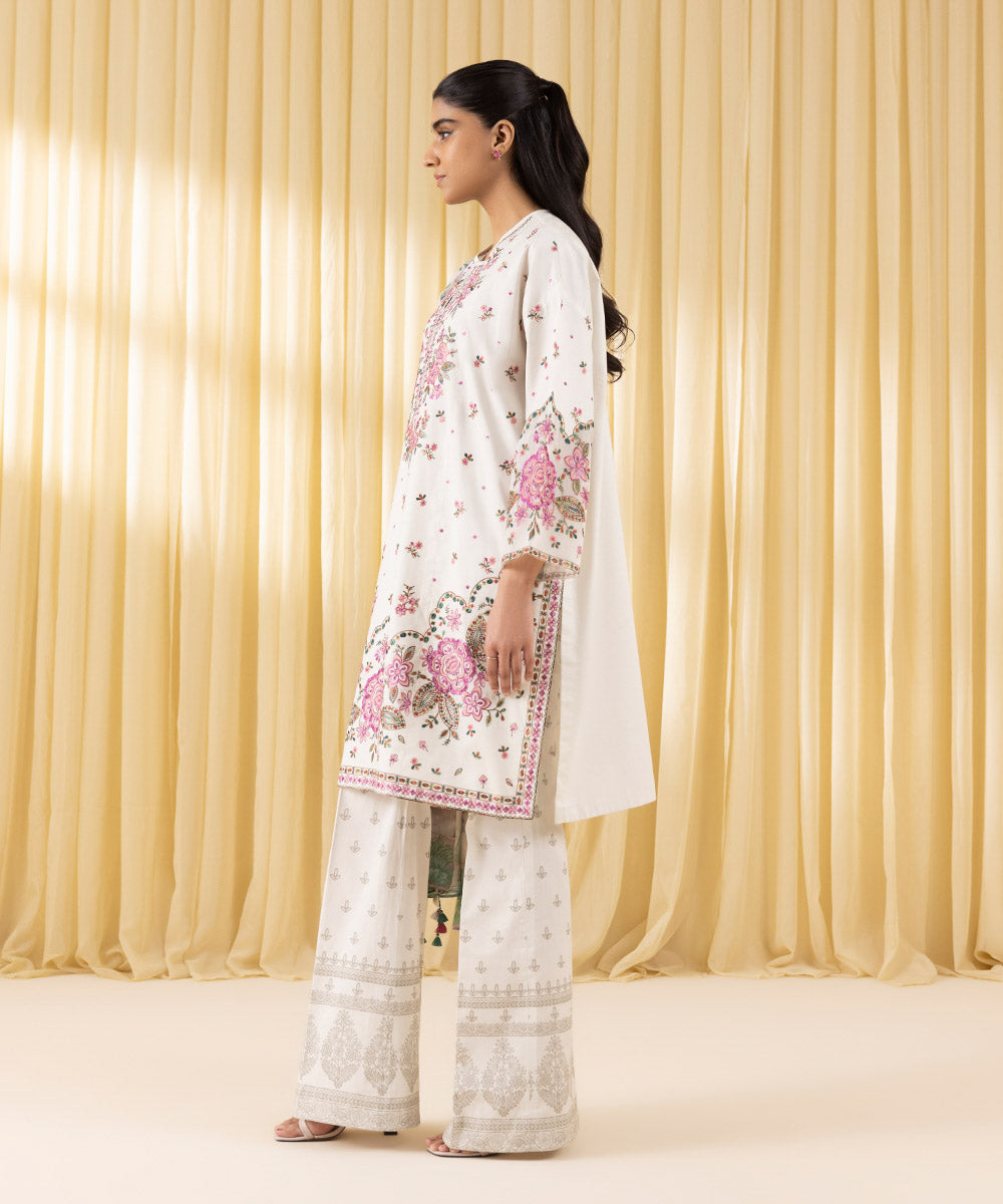Unstitched Women's Off White Textured Lawn 3 Piece Suit