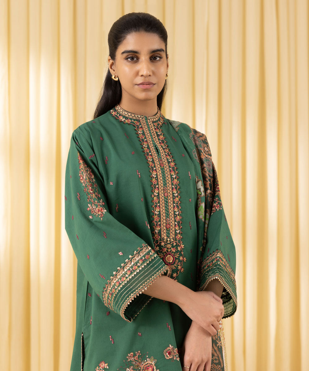 Unstitched Women's Green Textured Lawn 3 Piece Suit
