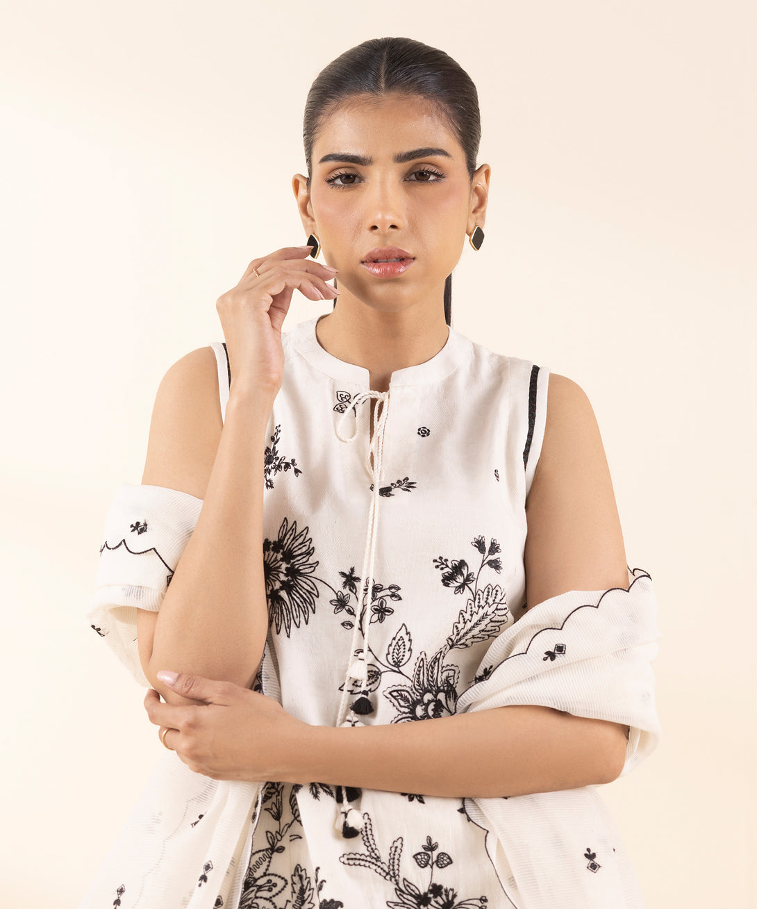 Women's Unstitched Cotton Jacquard Embroidered Off White 3 Piece Suit