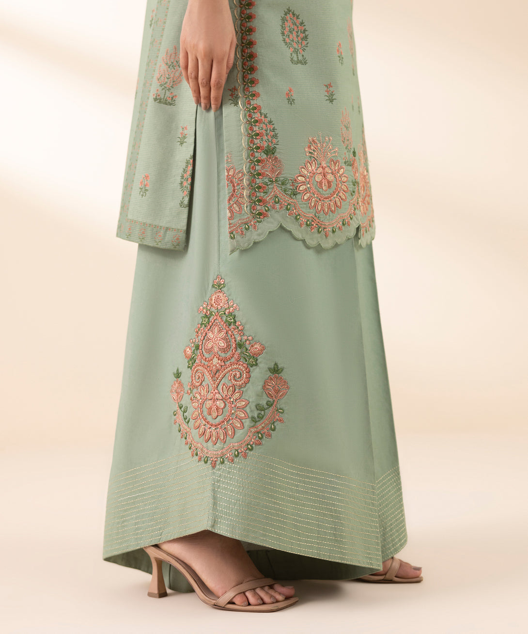 Women's Unstitched Zari Lawn Embroidered Grey 3 Piece Suit
