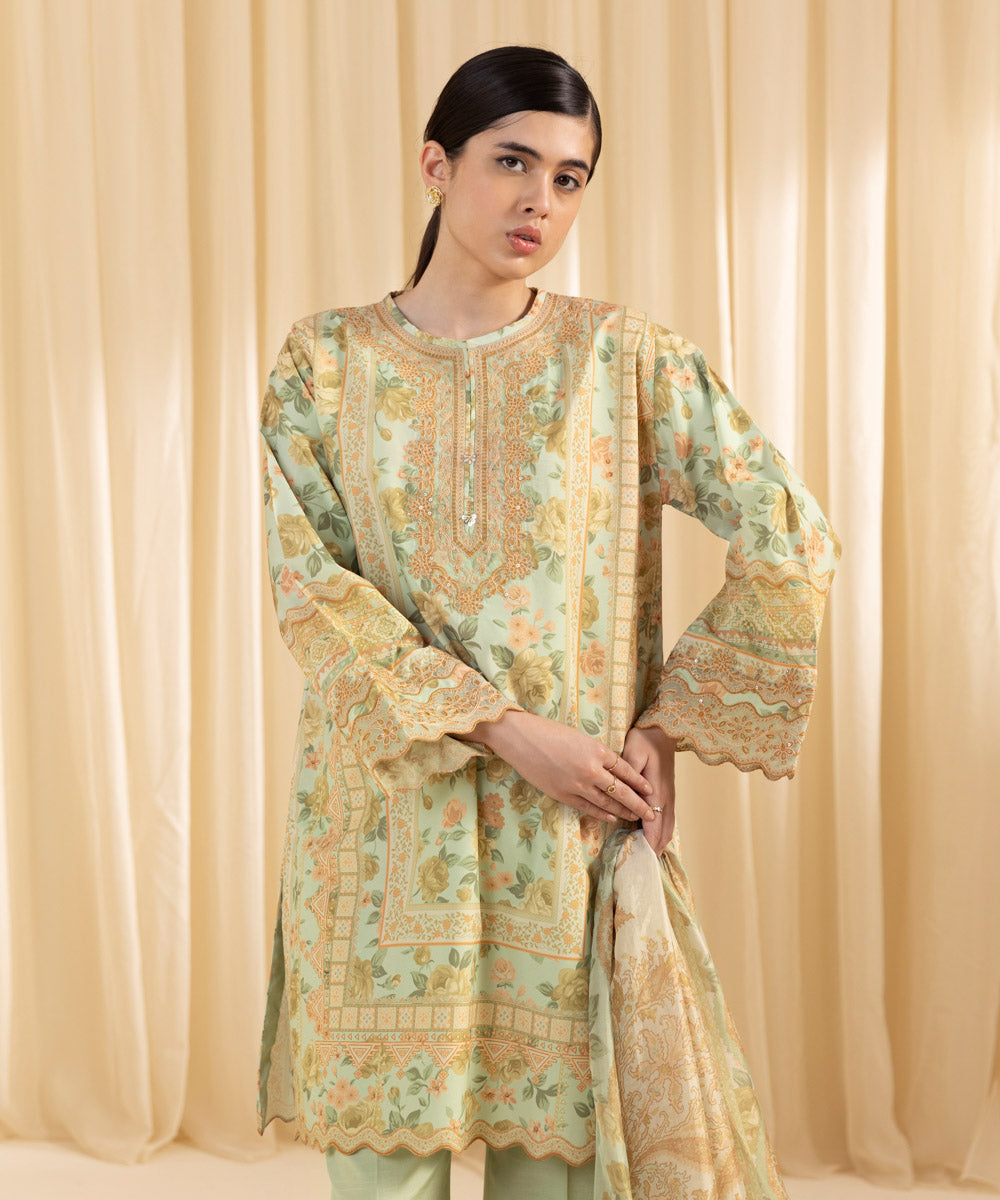 Women's Unstitched Embroidered Blended Grip Silk Green 3 Piece Suit