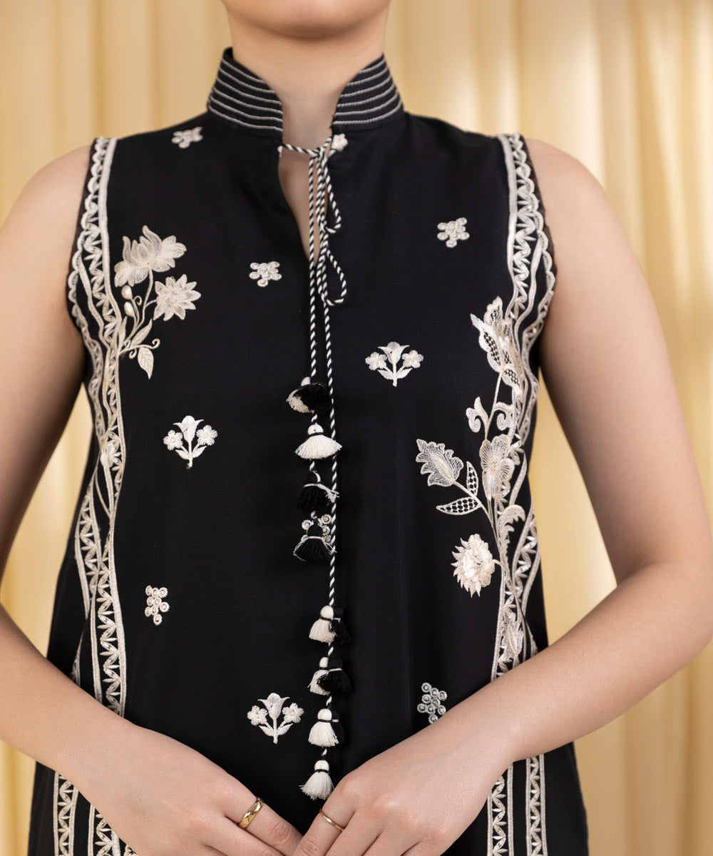 Unstitched Women's Black Cotton Satin 3 Piece Suit