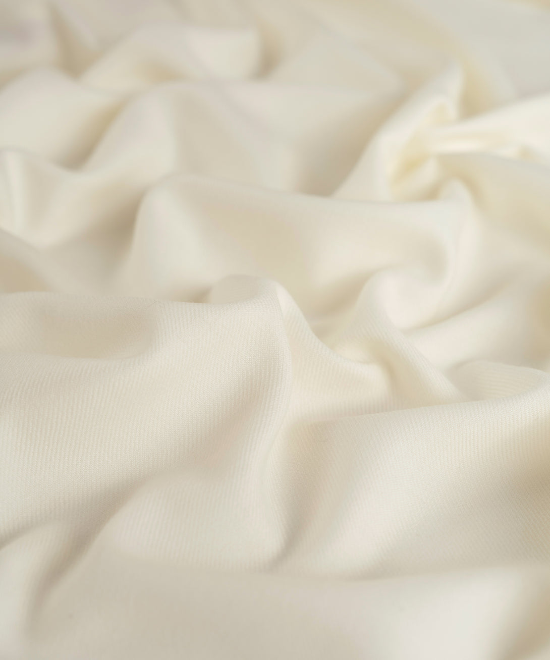 Men Unstitched Wool Blend Off-White Full Suit Fabric
