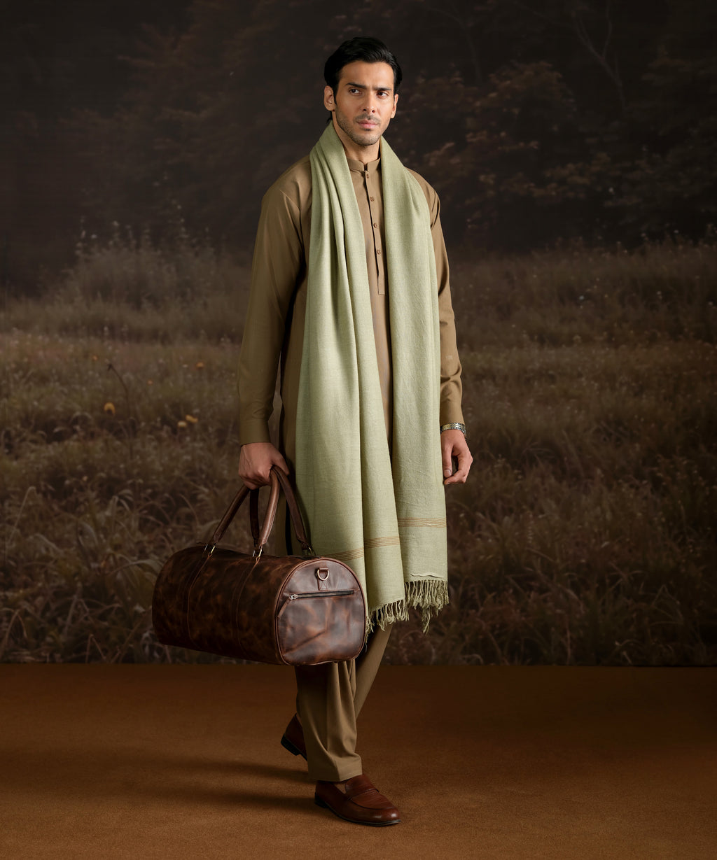 Men Unstitched Wool Blend Green Full Suit Fabric
