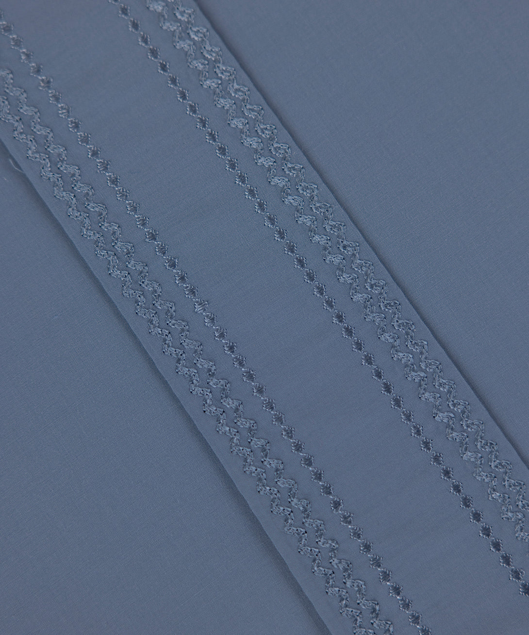 Men Unstitched Blended Blue Full Suit Fabric