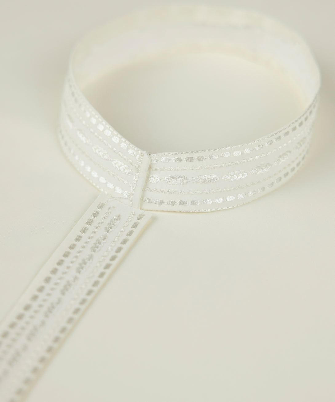 Men Unstitched Blended Off-White Full Suit Fabric