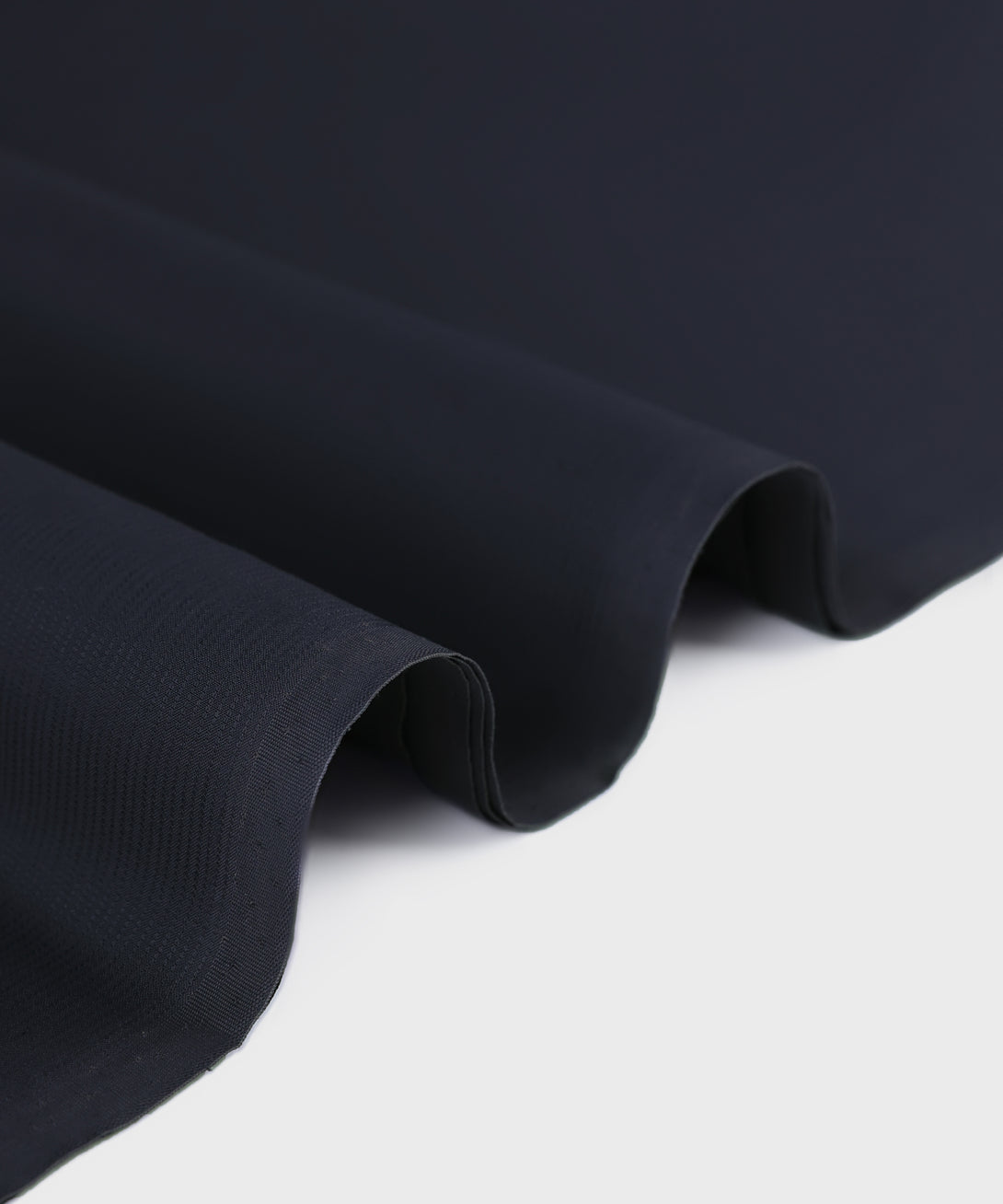 Men Unstitched Viscose Plump Full Suit Fabric 