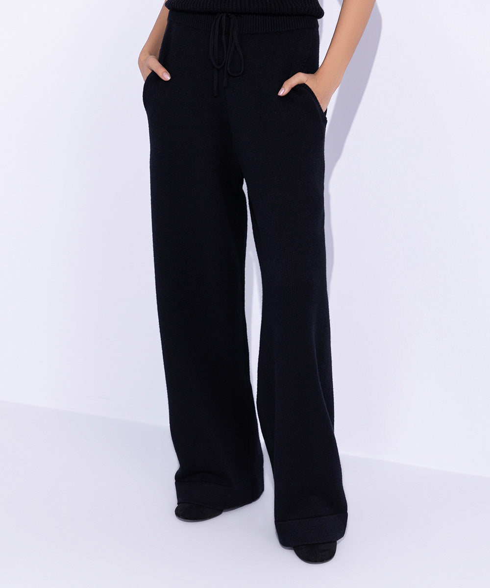 Women's Western Wear Black Long Knitted Trousers With Pockets