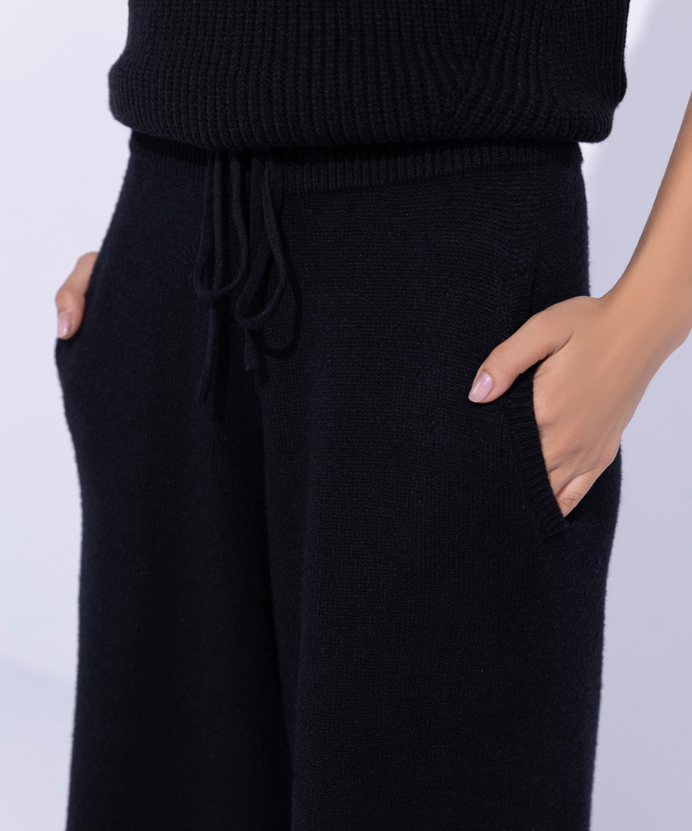 Women's Western Wear Black Long Knitted Trousers With Pockets