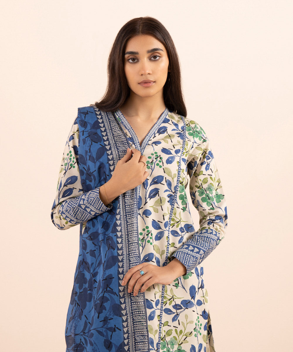 Women's Unstitched Lawn Multi 2 Piece Suit