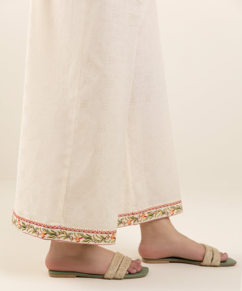 Women's Pret Cotton Jacquard Off White Solid Embroidered Culottes