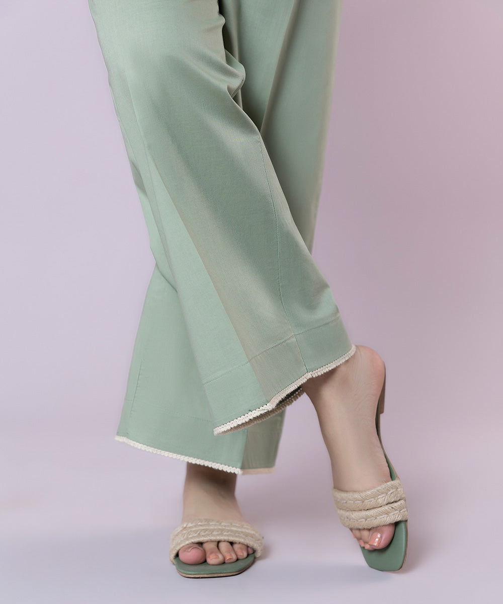 Women's Pret Cambric Solid Green Culottes