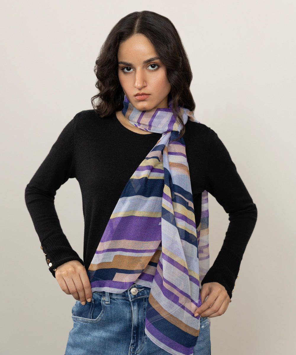 Women's Printed Polyster Light Weight Rectangular Scarf