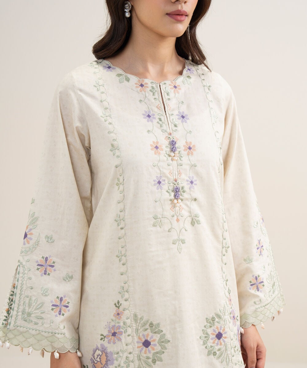 Women's Unstitched Lawn Embroidered Off White 3 Piece Suit
