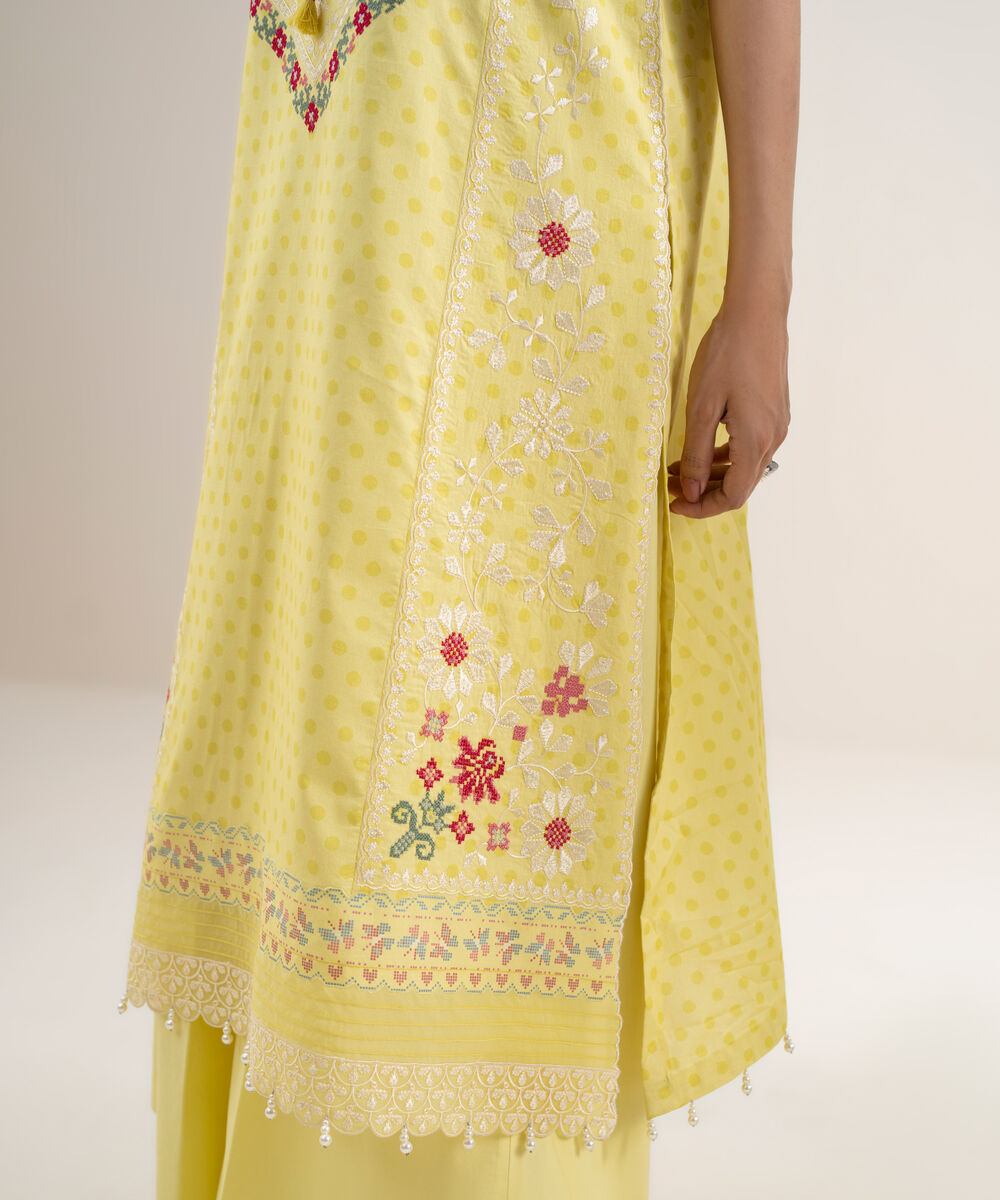 Women's Unstitched Lawn Embroidered Yellow  3 Piece Suit