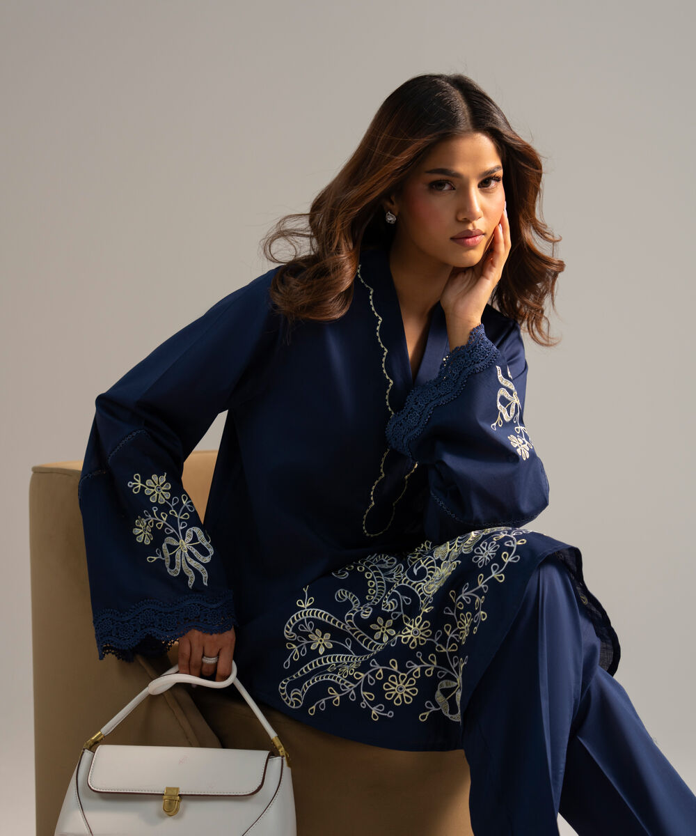 Women's RTW Crosshatch Embroidered Dark Blue Straight Shirt