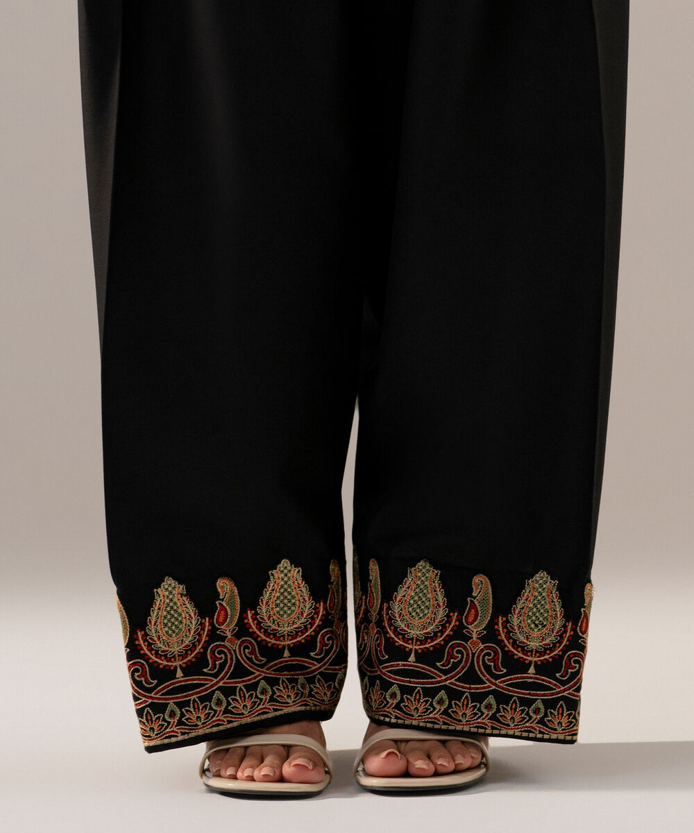 Women's RTW Cambric Solid Black Culotte