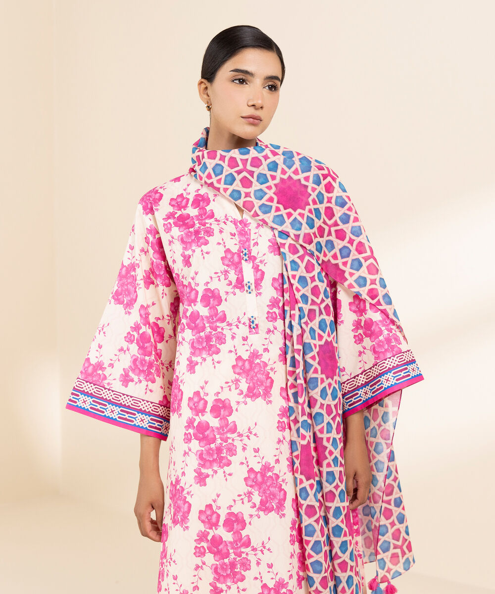 Women's Unstitched Lawn Printed Pink 3 Piece Suit