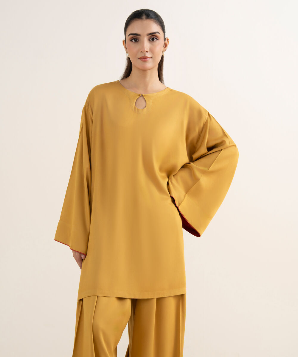 Women's RTW Bedford Solid Mustard Straight Shirt