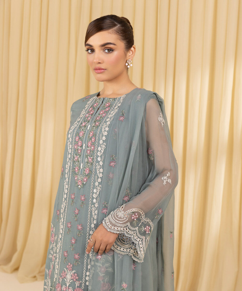 Unstitched Women's Grey Crinkle Chiffon 3 Piece Suit