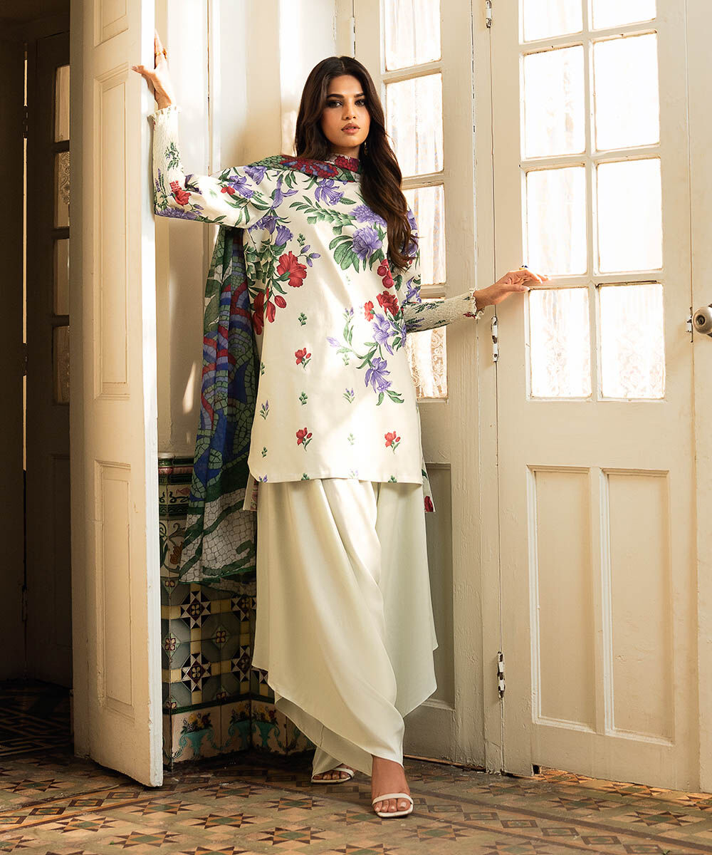 Unstitched Women's Off White Lawn 3 Piece Suit