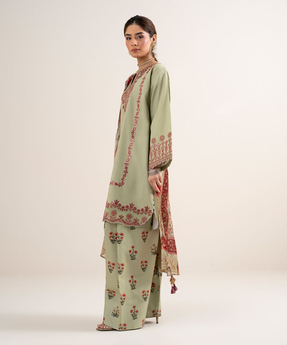 Women's Unstitched Textured Lawn Embroidered Green 3 Piece Suit