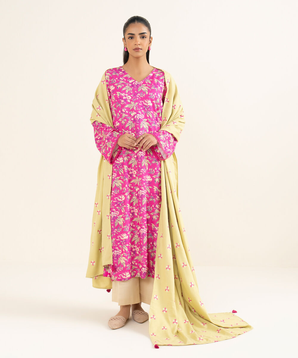 Embroidered Pale Yellow Blended Shawl