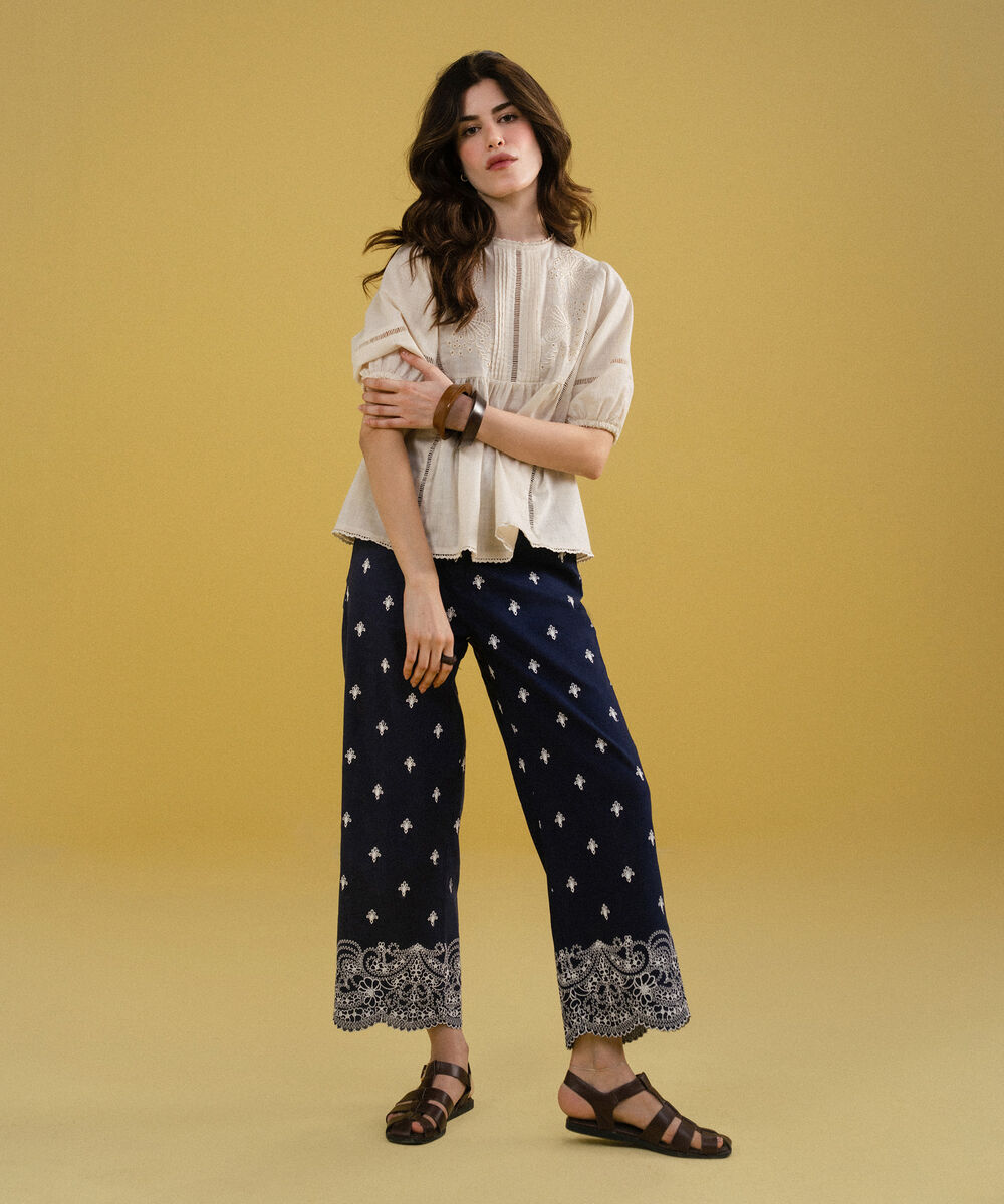 Women's Western Off-White Embroidered Top With Puffed Sleeve