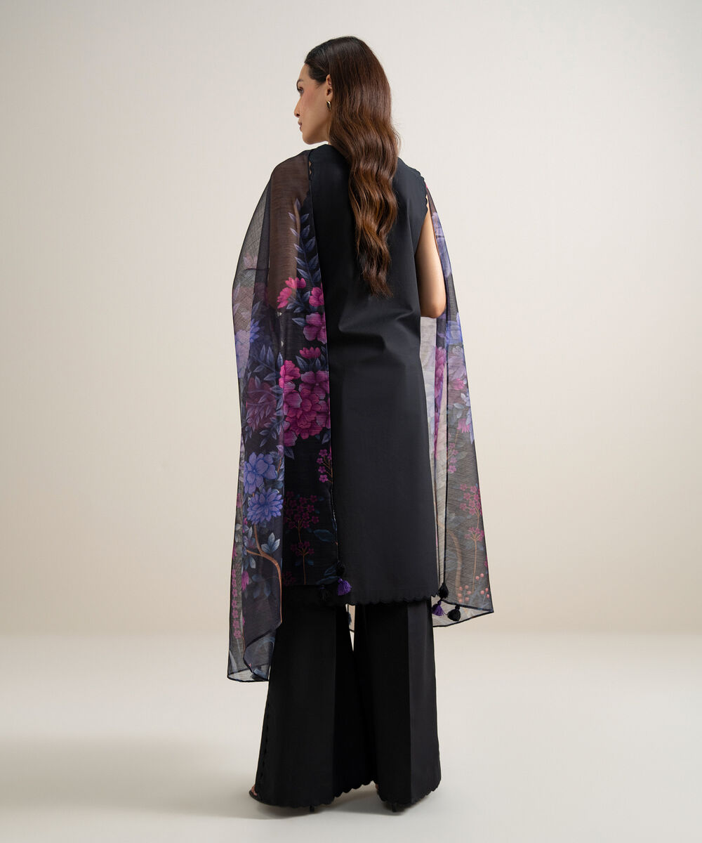 Women's Unstitched Slub Lawn Embroidered Black 3 Piece Suit