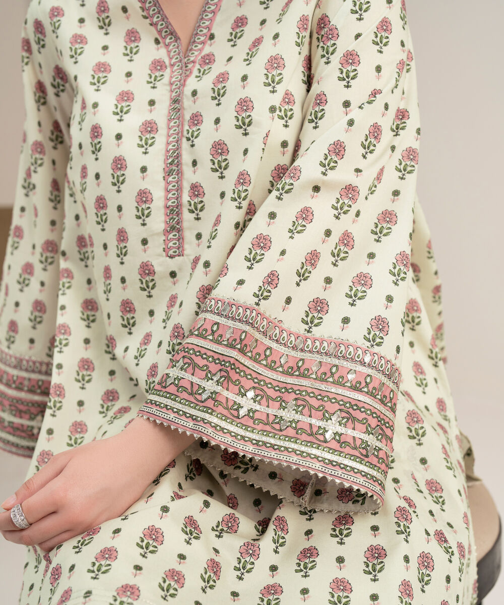 Women's Unstitched Lawn Printed Off White 2 Piece Suit