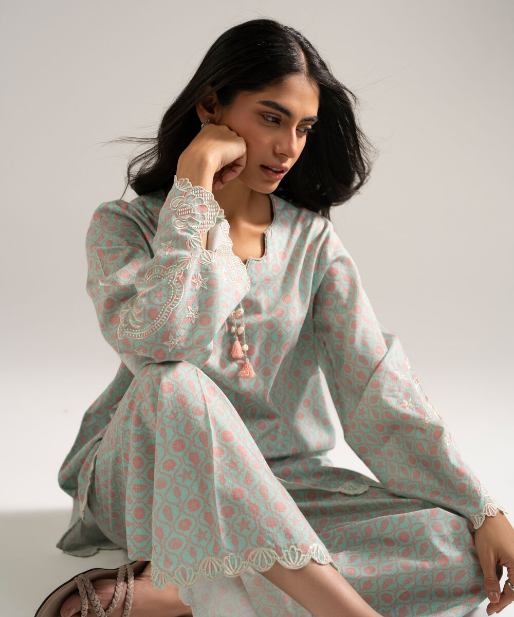 Women's RTW Dobby Embroidered Multi Straight Shirt