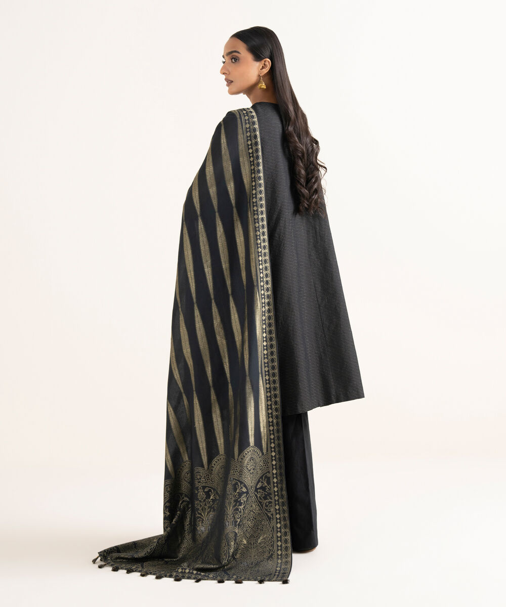 Women's Unstitched Embroidered Zari Khaddar Black 3 Piece Suit