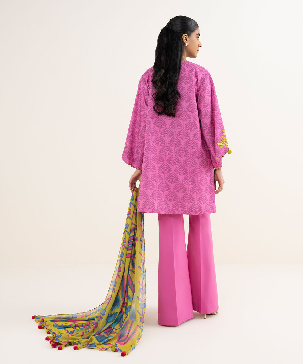 Women's Unstitched Lawn Embroidered PInk 3 Piece Suit