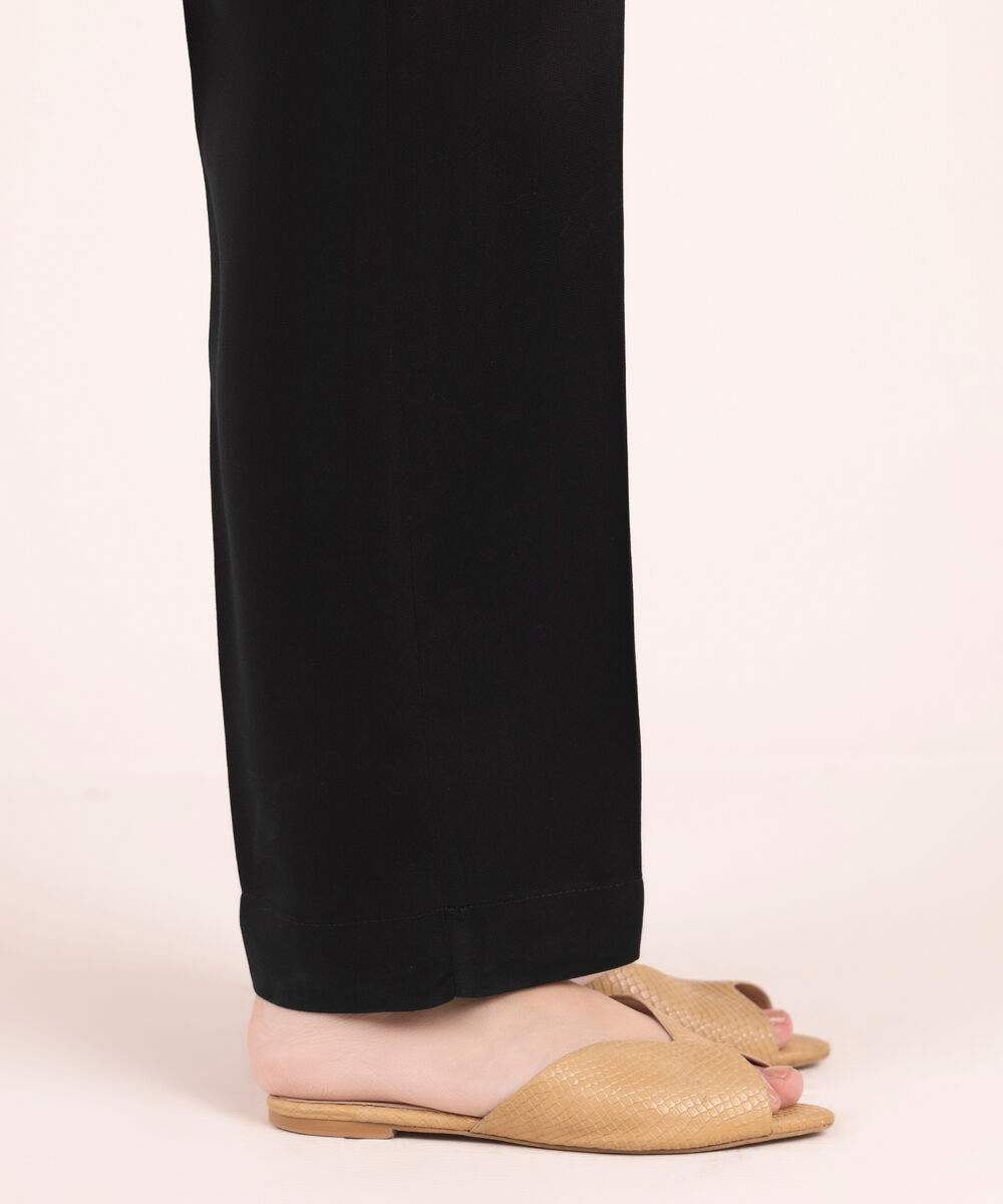 Women's RTW Bedford Solid Black Straight Pants